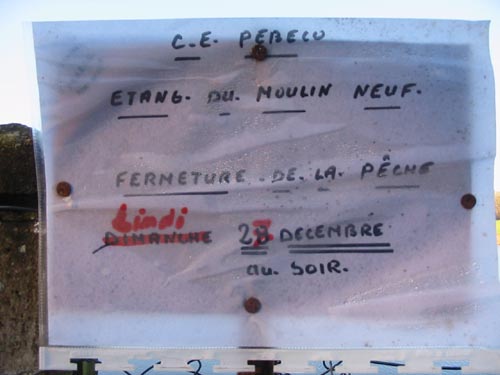 Une pancarte perdue en Mayenne...